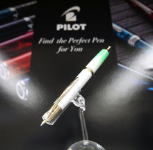 画像をギャラリービューアに読み込む, パイロット 万年筆 Capless キャップレス 翠緑の輝き 限定品 5
