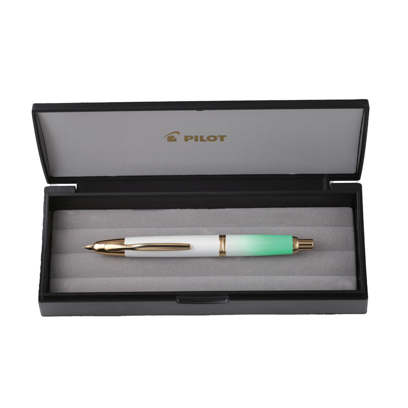 限定品！パイロット 万年筆 Capless キャップレス 翠緑の輝き 送料無料